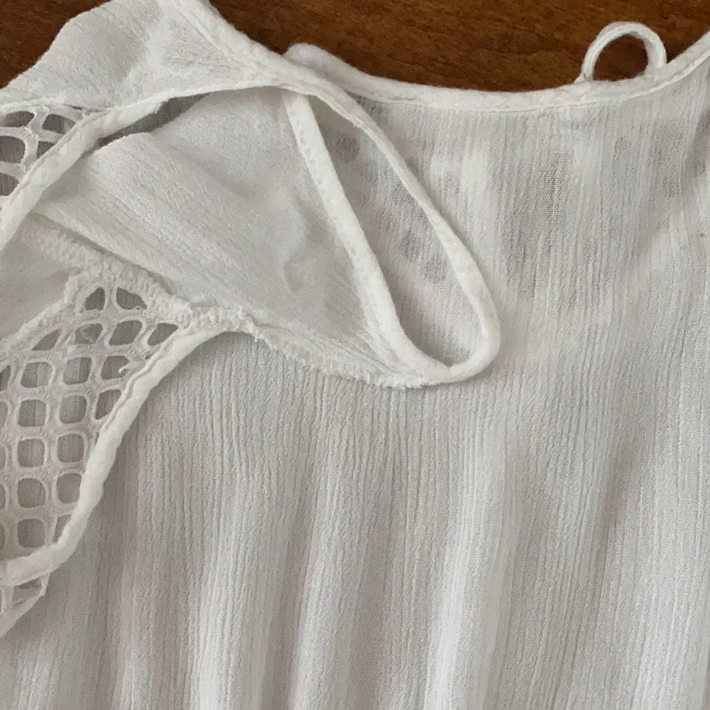 Harbor drive Swim coverup/cold shoulder blouse  3/4 sleeve White M